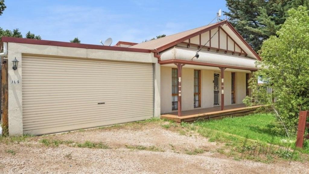 8 Old Hume Hwy, Beveridge, VIC 3753