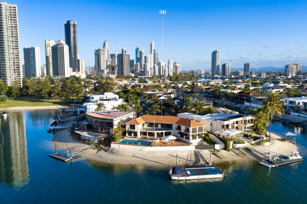 25 Neptune Ct, Surfers Paradise, QLD 4217