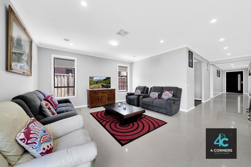 12 Mccracken Ave, Mickleham, VIC 3064