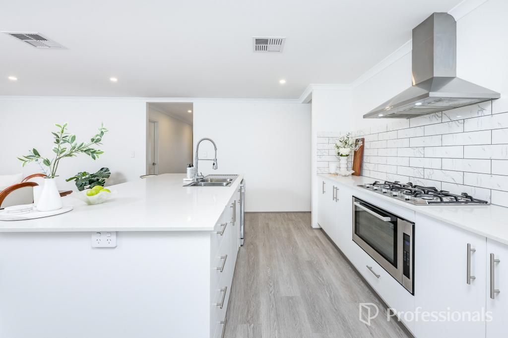4 Prevelly Way, Eglinton, WA 6034
