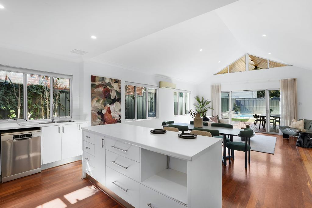 90 Matlock St, Mount Hawthorn, WA 6016