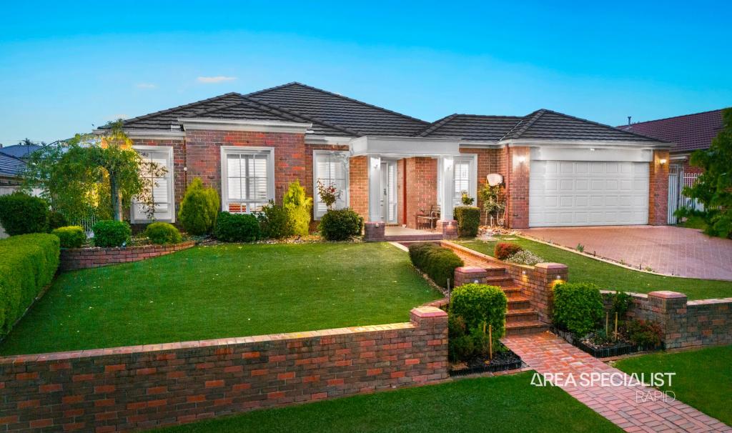 33 Toptani Dr, Narre Warren South, VIC 3805