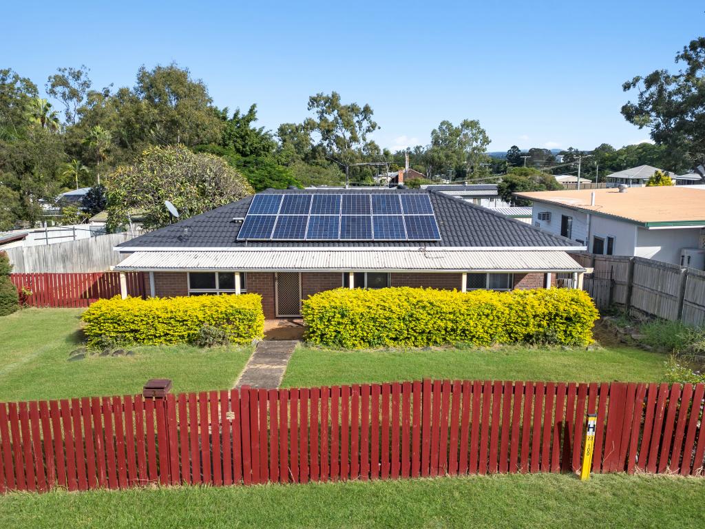 3 Ronald St, Bundamba, QLD 4304