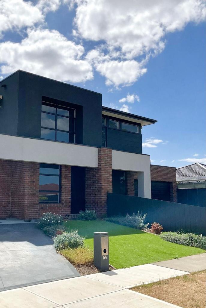 5a Jacqueline Cl, Werribee, VIC 3030