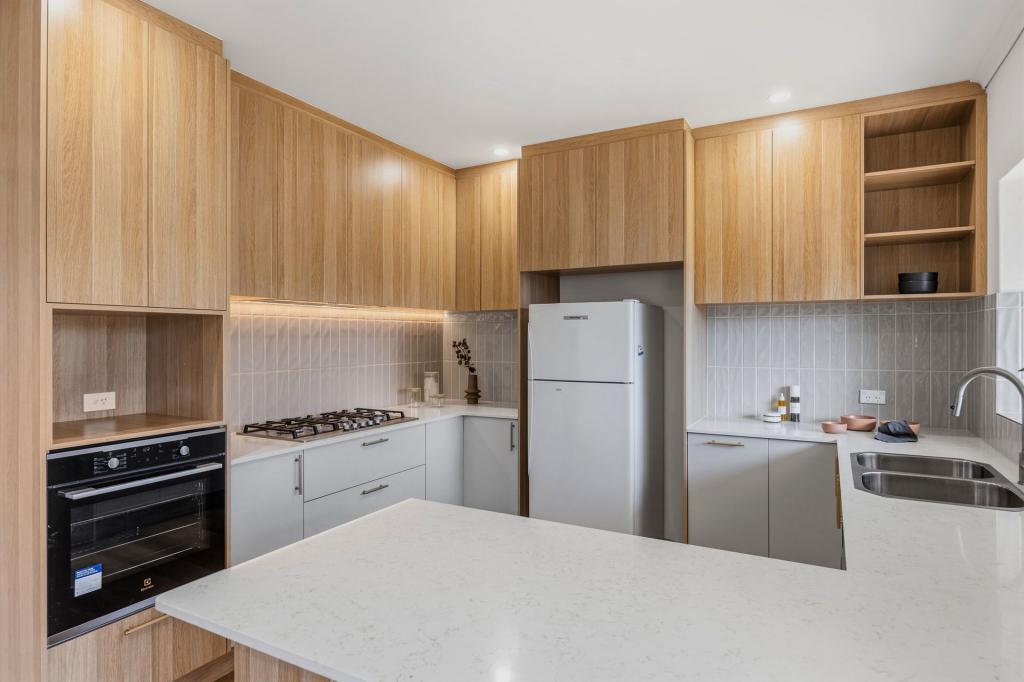 30 Sapphire Cres, Highbury, SA 5089
