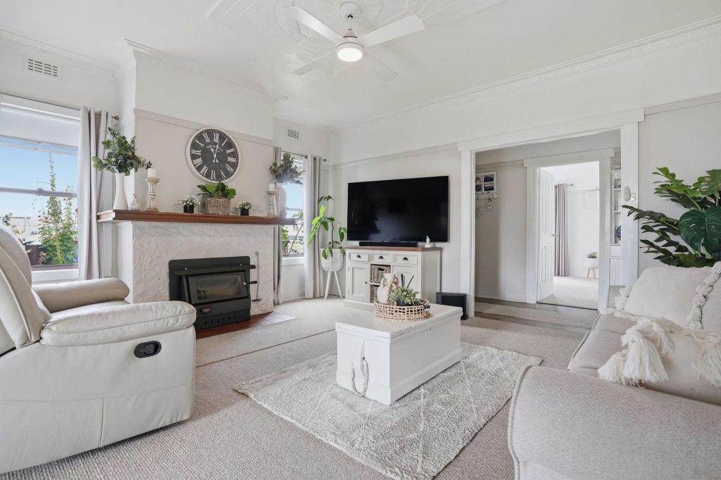 4 Main St, Winnaleah, TAS 7265