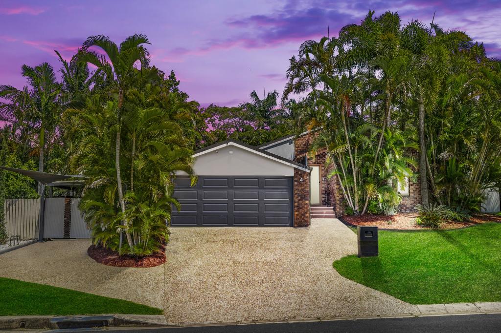 4 Knightsbridge Cres, Rochedale South, QLD 4123