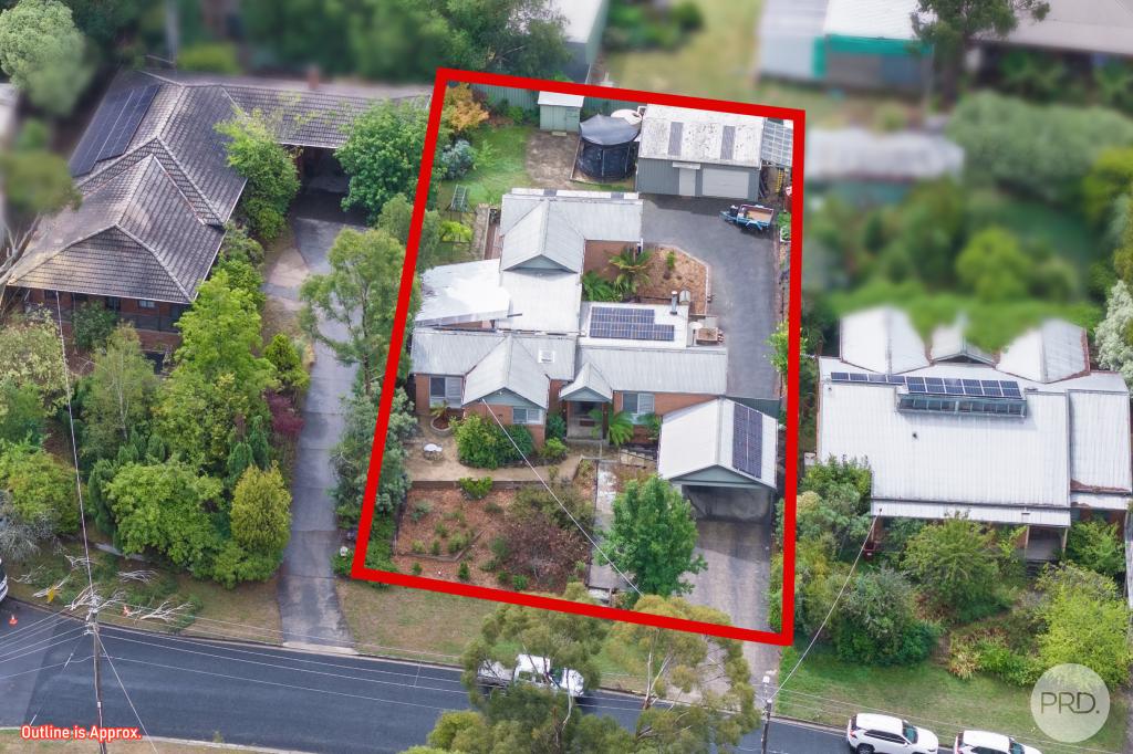 12 Mount Helen Dr, Mount Helen, VIC 3350