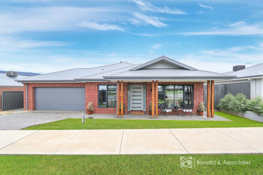 28 Gibson Bvd, Tangambalanga, VIC 3691