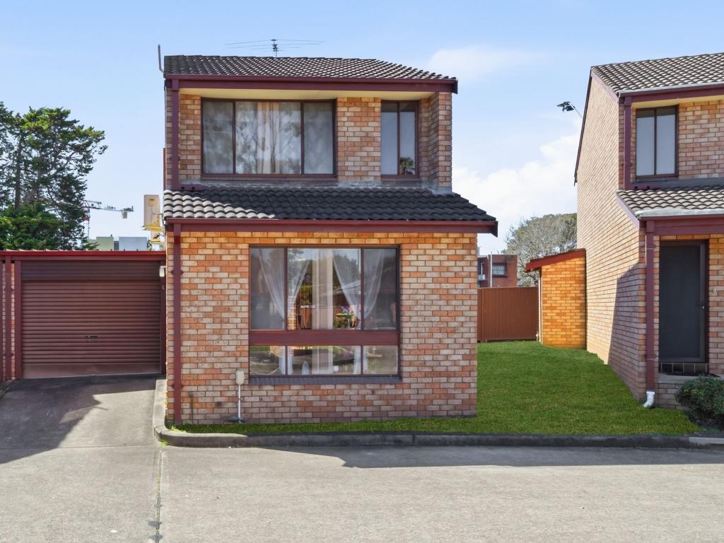 4/51-53 Carlisle St, Ingleburn, NSW 2565