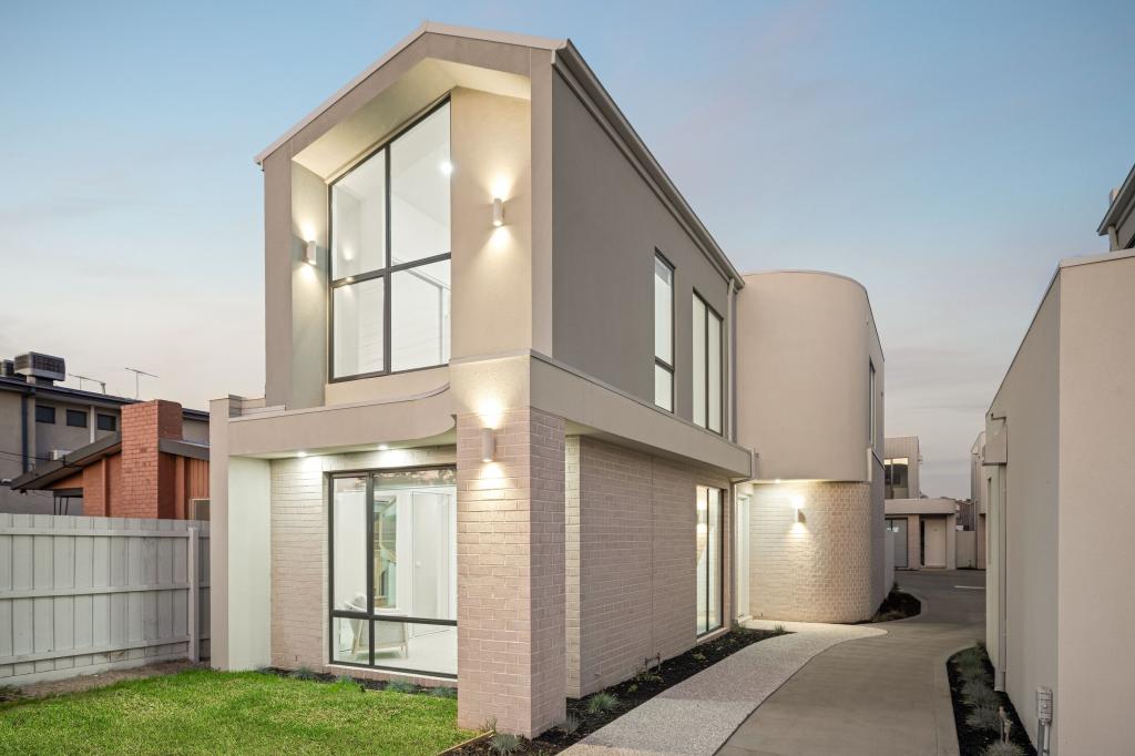 2/43 CHURCH RD, CARRUM, VIC 3197