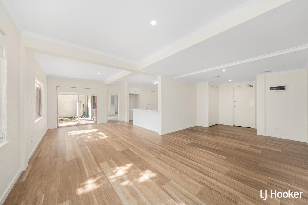 1/139 Port Jackson Cct, Phillip, ACT 2606