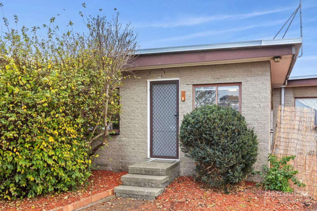 2/6 Cleveland Ct, Corio, VIC 3214