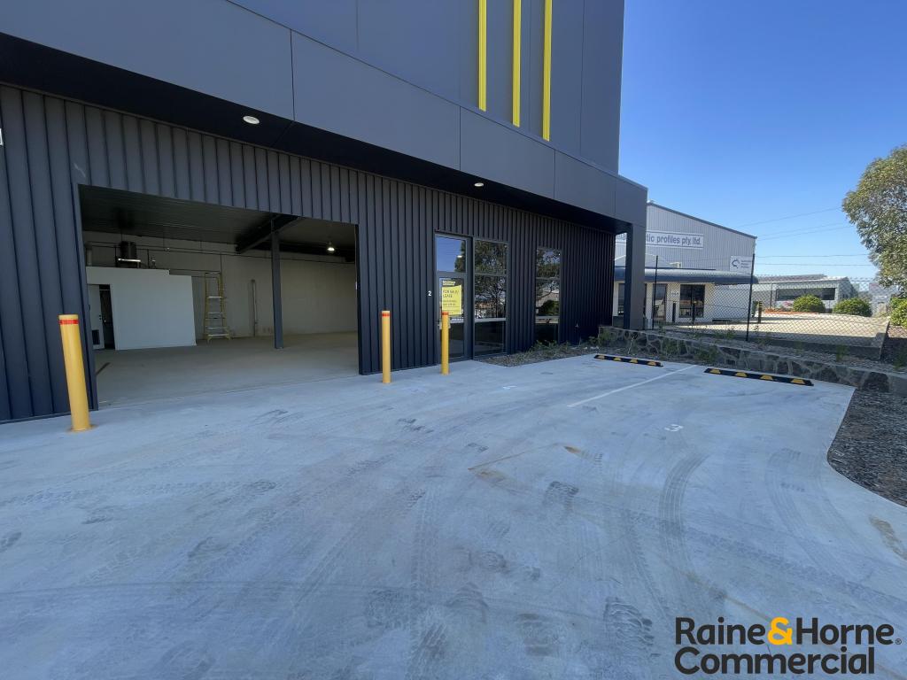 2/2 Dominion Pl, Queanbeyan East, NSW 2620
