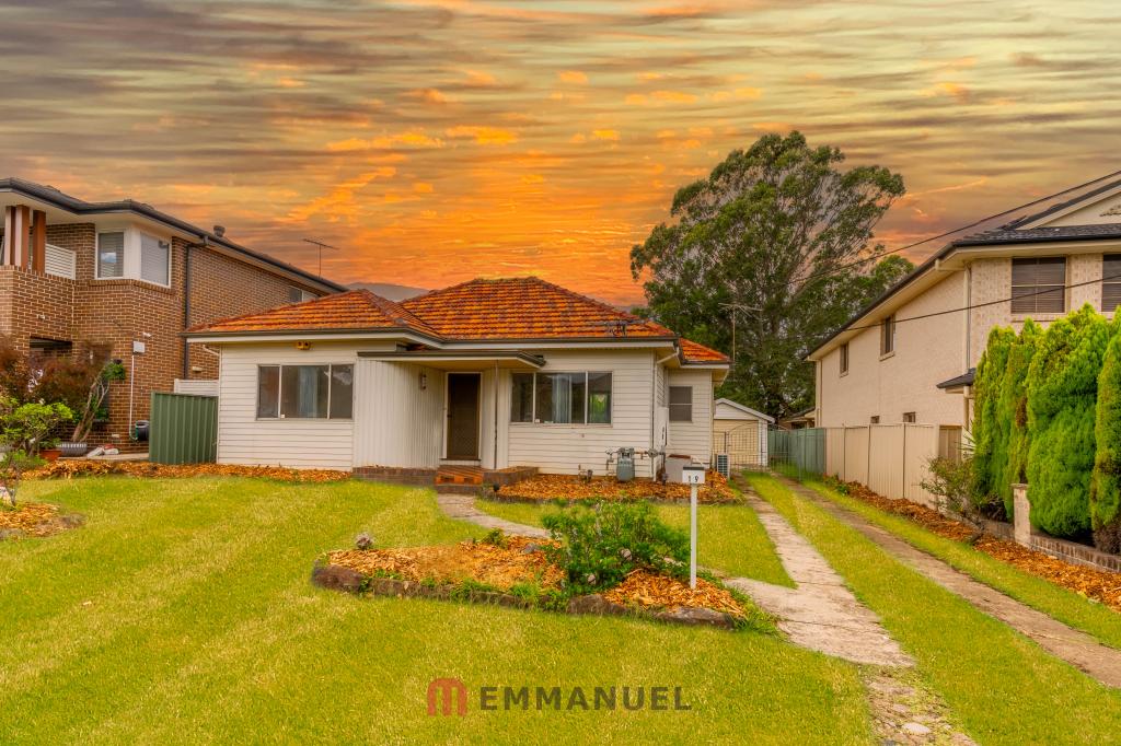 19 Fulton Ave, Wentworthville, NSW 2145