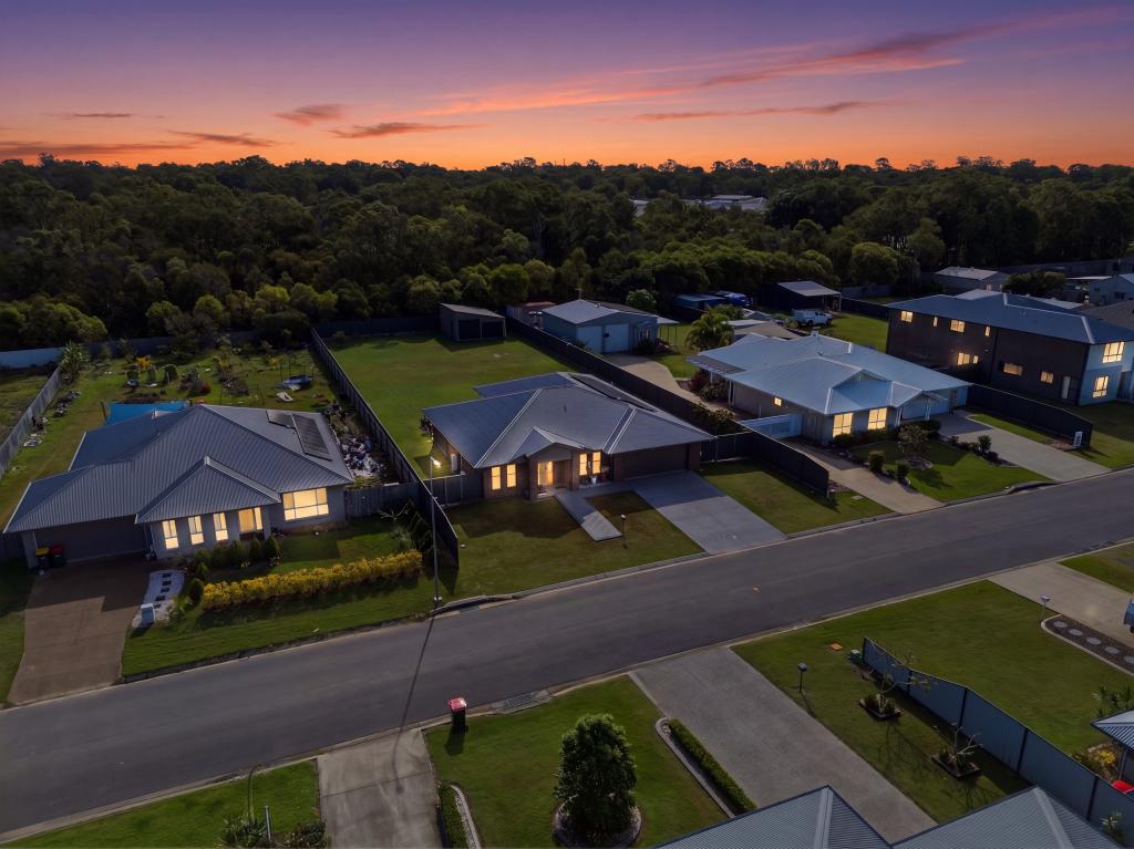11 Bonita Ct, Urangan, QLD 4655