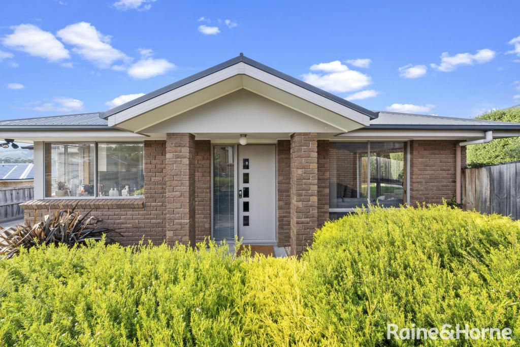 2/9 Hance Rd, Howrah, TAS 7018