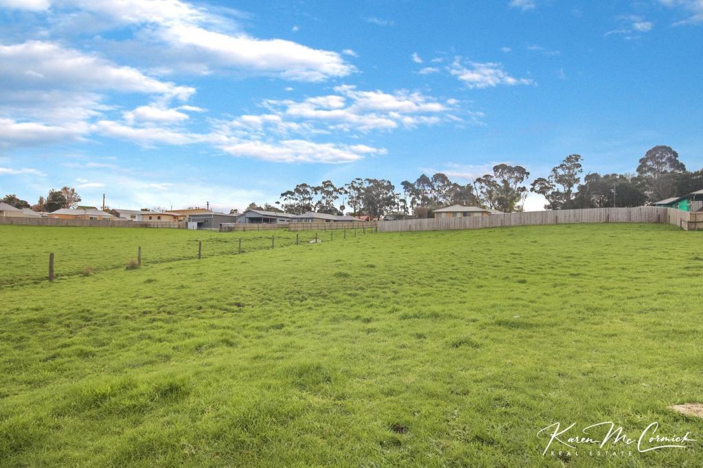 38 Ranceby Rd, Poowong, VIC 3988