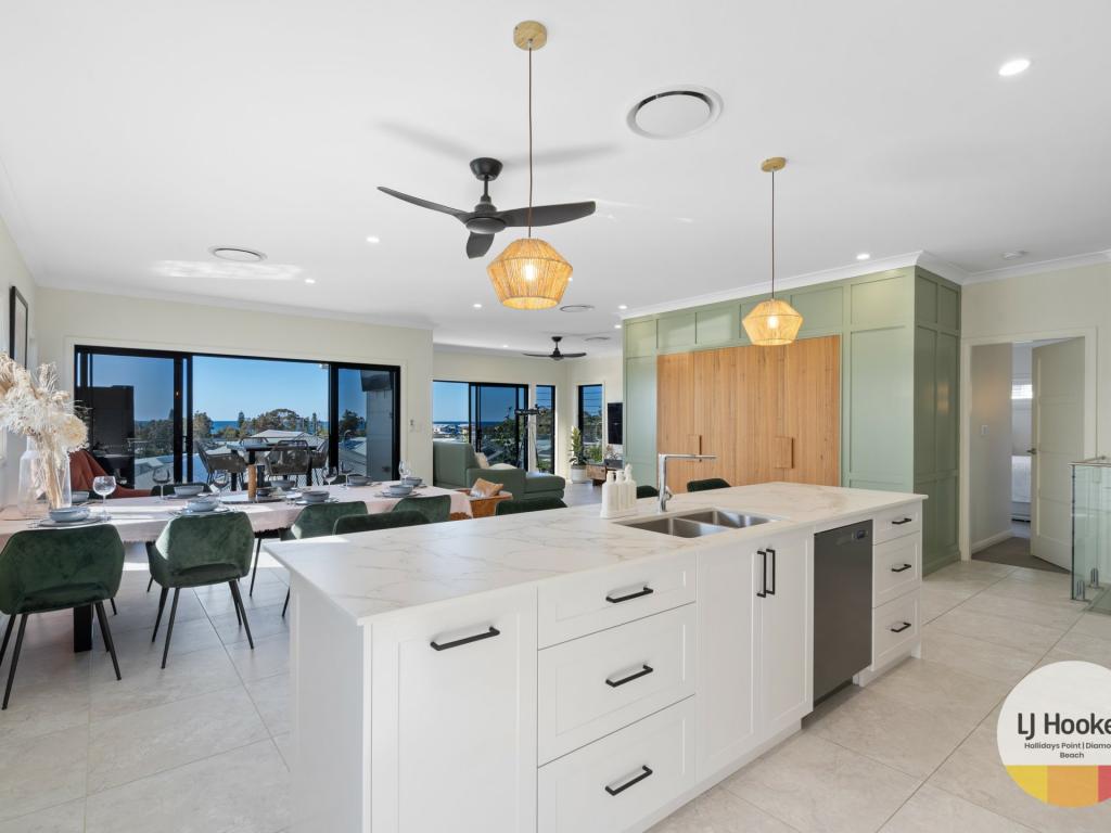 7 Shores Cres, Diamond Beach, NSW 2430