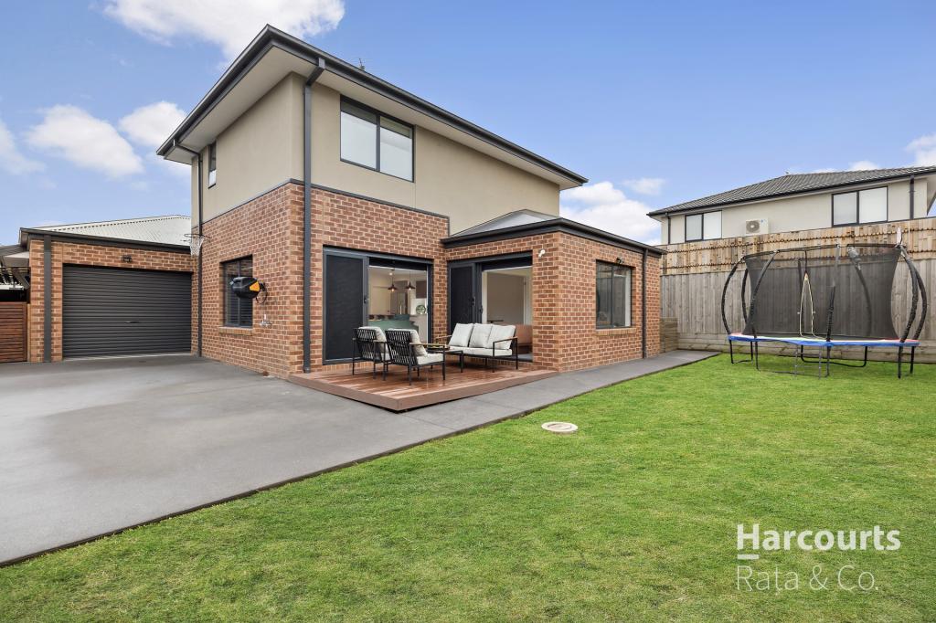 26 EASTROW AVE, DONNYBROOK, VIC 3064