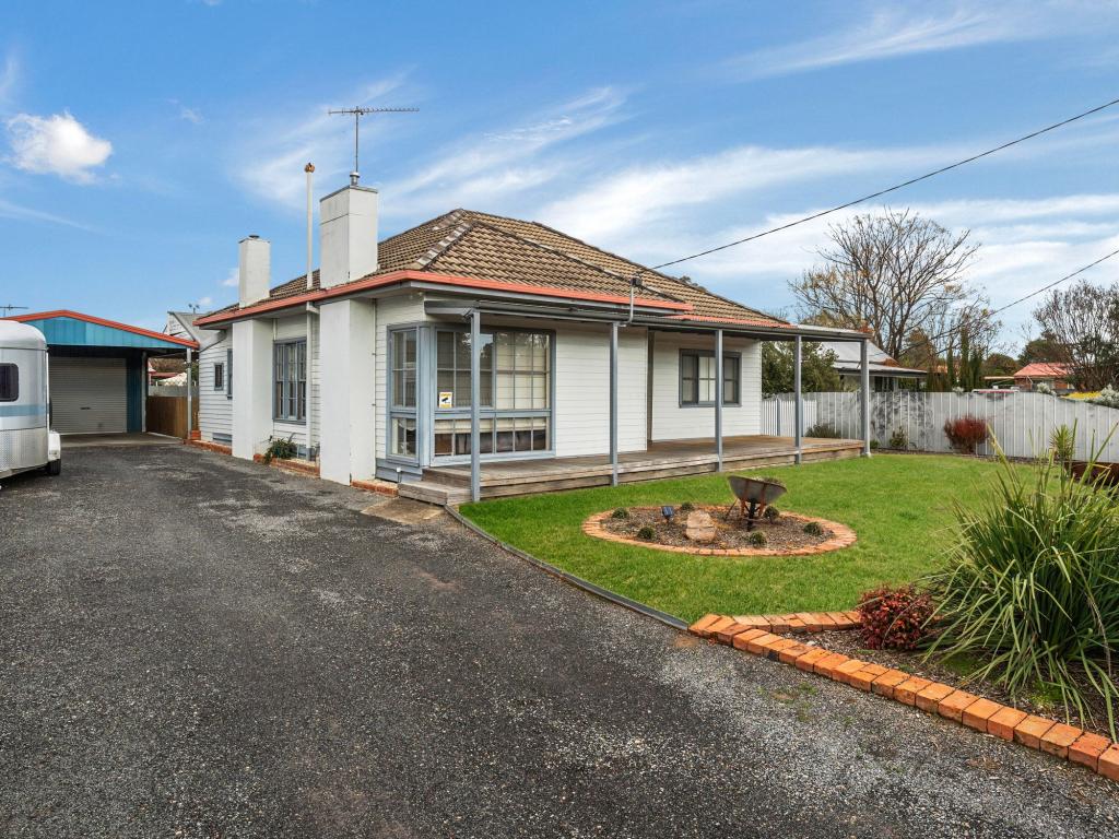 15 Crofton St, Benalla, VIC 3672