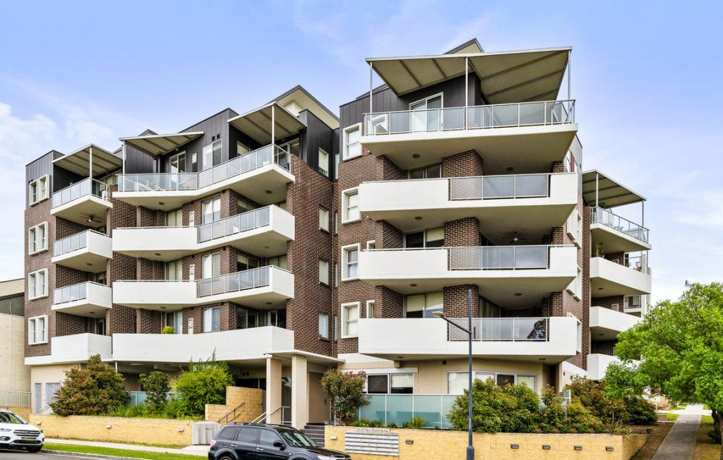 28/15-17 Parc Guell Dr, Campbelltown, NSW 2560