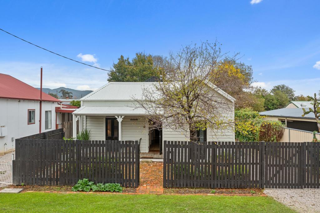 24 COURT ST, MUDGEE, NSW 2850