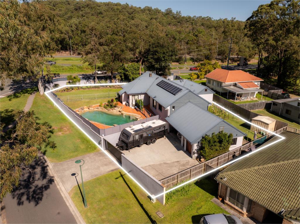 2 REYNOLDS ST, CARINDALE, QLD 4152