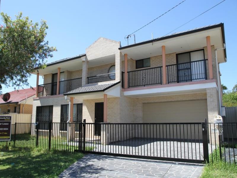 2a Canberra Ave, Casula, NSW 2170