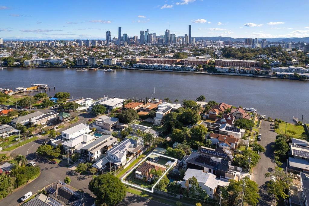 76 Gordon St, Hawthorne, QLD 4171