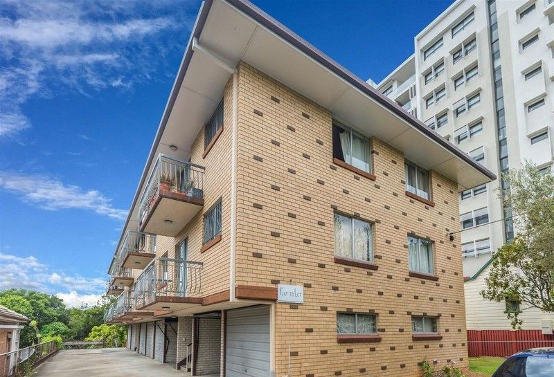 4/64 Carl St, Woolloongabba, QLD 4102