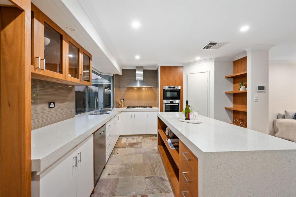 27 Klem Ave, Salter Point, WA 6152