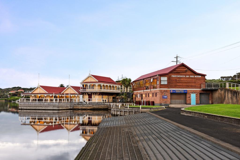 PROUDFOOTS BY THE RIVER, 2 SIMPSON ST, WARRNAMBOOL, VIC 3280