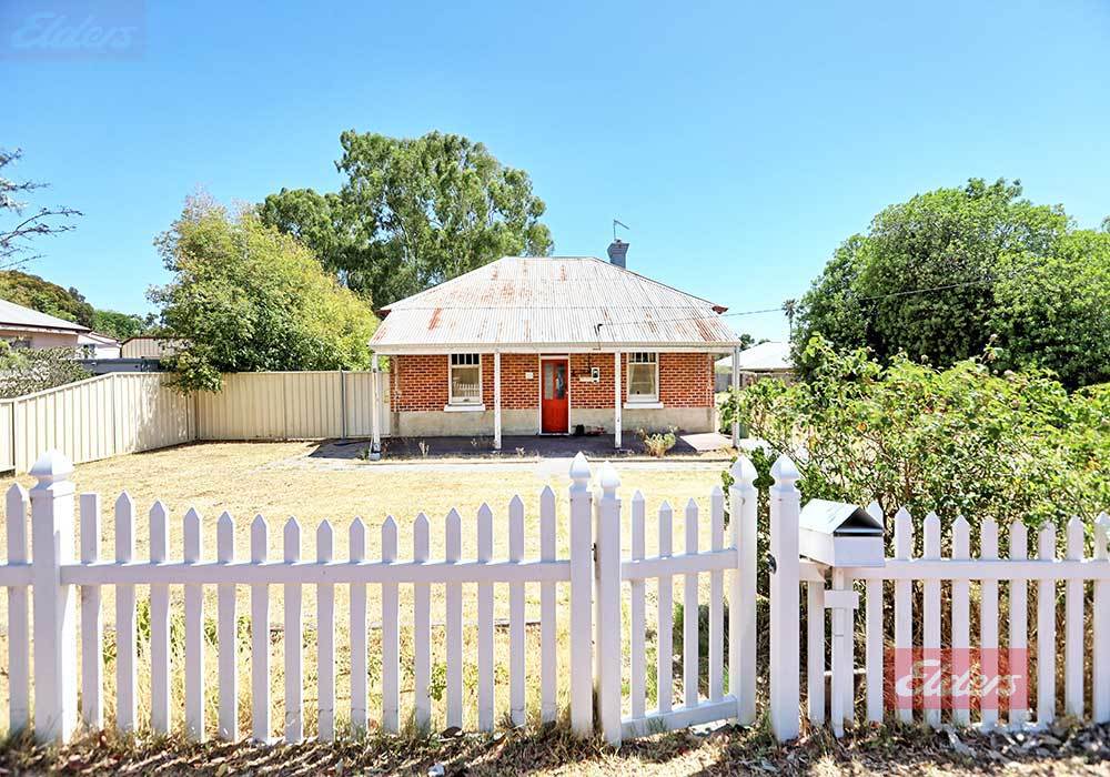 34 Forrest St, Narrogin, WA 6312