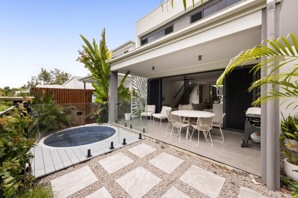 26 Palm Forest Cct, Forest Glen, QLD 4556