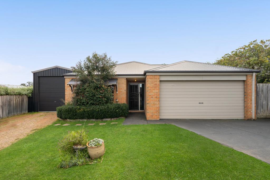 15 Skipton St, Drouin, VIC 3818