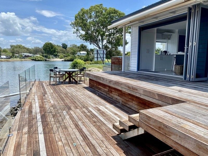 27 Margaroola Ave, Biggera Waters, QLD 4216