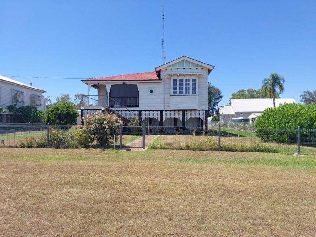 26 Cadell St, Wondai, QLD 4606