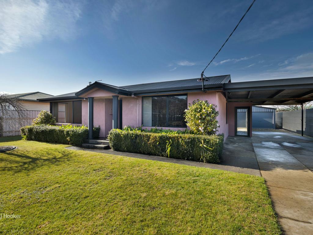 98 Ronald St, Devonport, TAS 7310