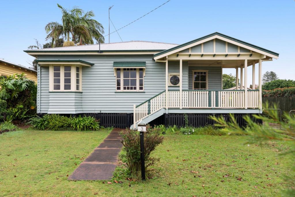 3 Waratah St, Newtown, QLD 4350