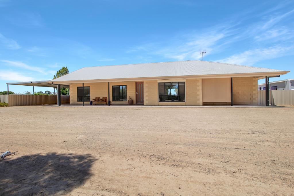 102 Brewarrina St, Renmark North, SA 5341