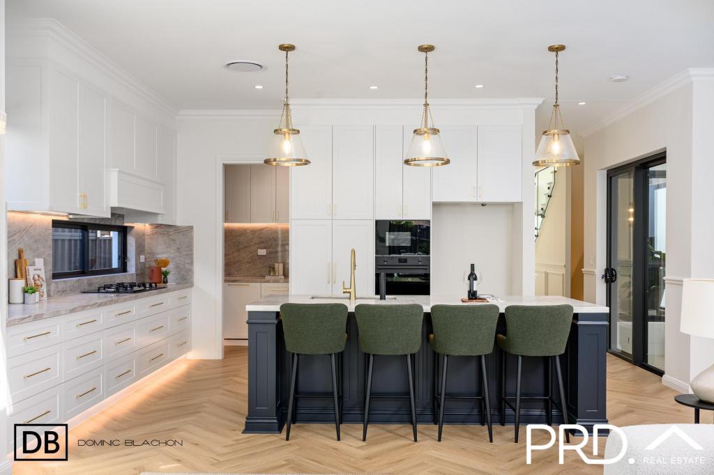 895a Henry Lawson Dr, Picnic Point, NSW 2213