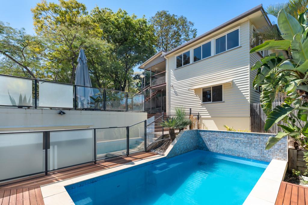 26 Newcomen St, Indooroopilly, QLD 4068