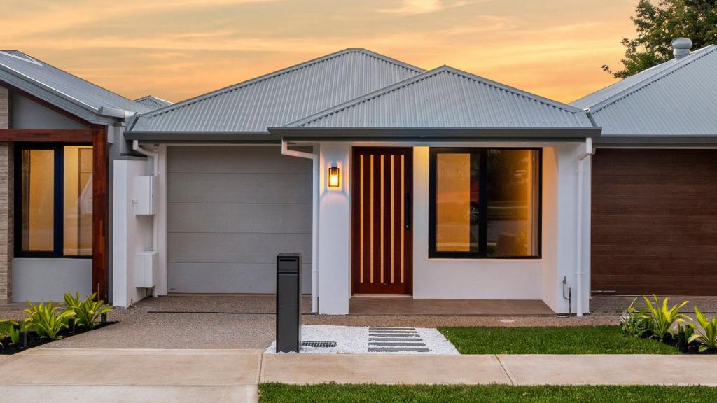 17 White Cres, Seacombe Gardens, SA 5047