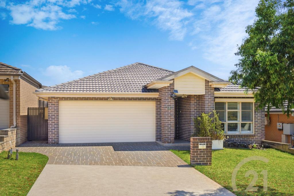 151 Robey Ave, Middleton Grange, NSW 2171