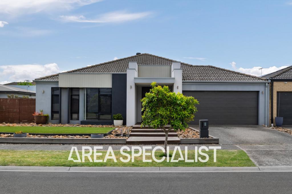 4 Honeybark Cres, Lyndhurst, VIC 3975