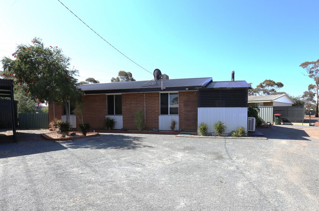 44 Needlewood St, Kambalda West, WA 6442