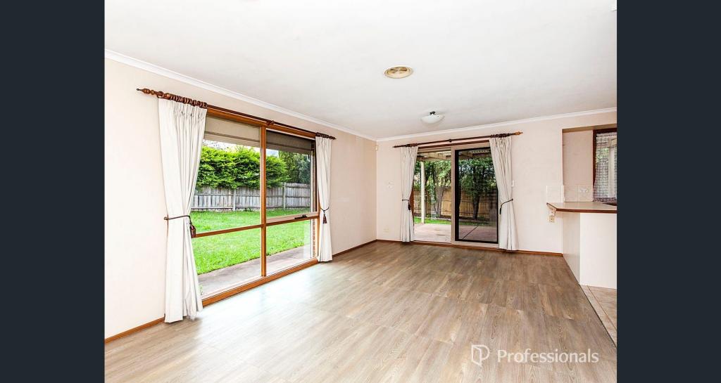 17 Jarryd Cres, Berwick, VIC 3806
