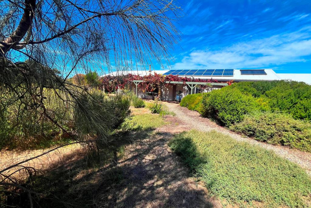 1279 Waitpinga Rd, Waitpinga, SA 5211