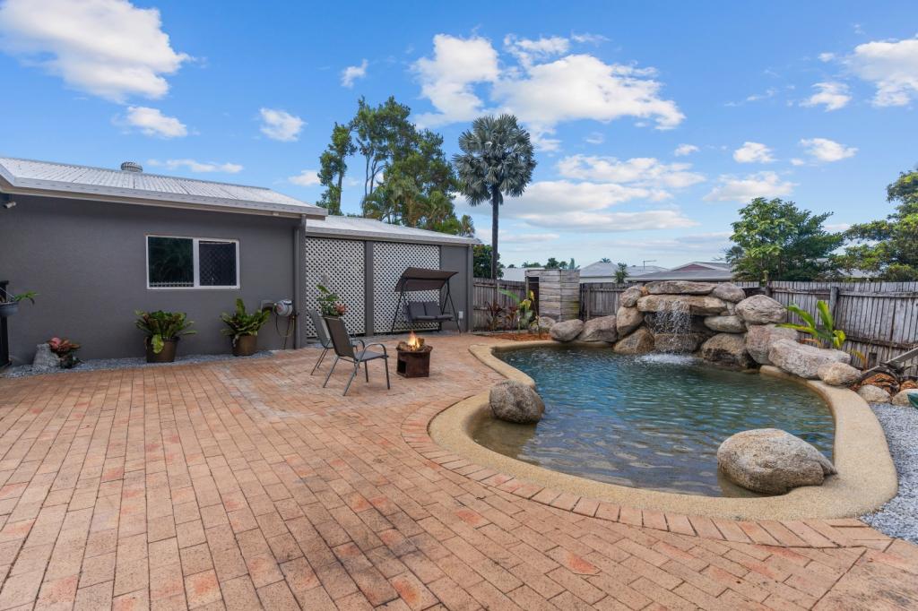 1 Garnet St, Smithfield, QLD 4878